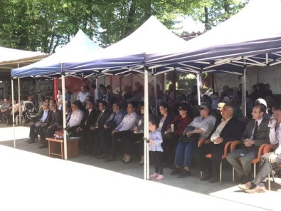 Gökçebey'de Minik Kur'an Kursu Öğrencilerinin Yıl Sonu Gösterisi Sergilendi