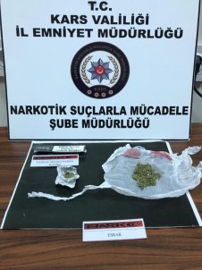 Kars'ta Uyuşturucu Ve Kaçak Sigara Ele Geçirildi