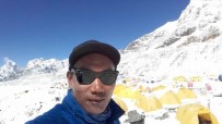 NEPAL - Nepalli Dağcı Yine Everest'in Zirvesinde