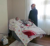 FİZİK TEDAVİ - Trafik Kazasında Yatalak Kalan Muhammet Yusuf, 156 Bin TL'lik Tedavisi İçin Yardım Bekliyor