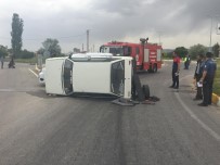 Denizli'de Trafik Kazası Açıklaması 3 Yaralı