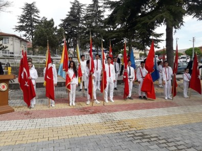 Yunak'ta Gençlik Haftası Coşkusu