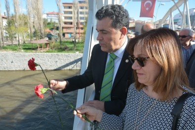 Ardahan Belediyesi 93 Harbi Şehitlerini Andı