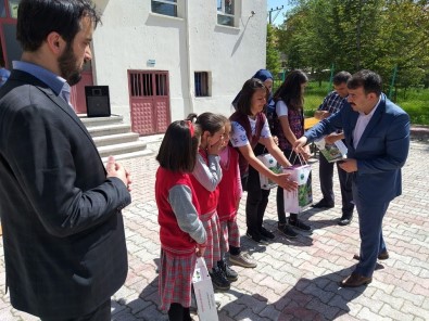 Derebucak'ta Okuma Projesinde Yılsonu Etkinliği Düzenlendi