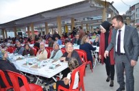 ALI İKRAM TUNA - Ezine Belediyesinden İftar Yemeği