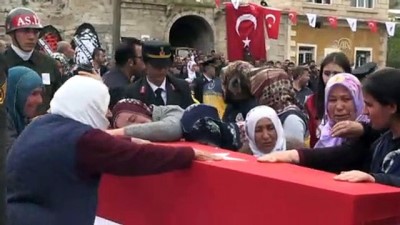 Hatay'da Şehit Olan Askerin Cenazesi Toprağa Verildi