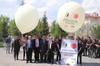 TÜRK BAYRAĞI - Kayseri'de Meteoroloji Balonunu Lise Öğrencileri Uçurdu