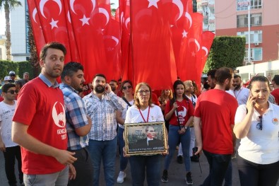 Adana'da Coşkulu 19 Mayıs Kutlamaları