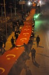 Bitlis'te 300 Metre Türk Bayrağı İle 'Gençlik Yürüyüşü' Yapıldı