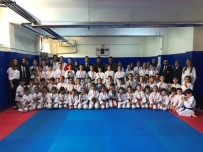 BOZÜYÜK BELEDİYESİ - Bozüyük'te Madalya Yağmuru