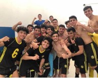 SARı KıRMıZıLıLAR - Evkur Yeni Malatyaspor U17 Takımı Umutlarını Son Haftaya Taşıdı