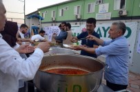 İFTAR YEMEĞİ - Hatay'da 300 Yetime İftar Verildi