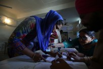 GANDHİ - Hindistan'da 5 Haftadır Süren Seçimlerde Oy Verme İşlemi Bitti