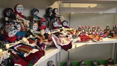 Kapadokya'nın Giyim Kültürünü Bez Bebeklerle Yaşatıyor