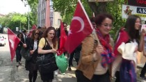 ATATÜRK LİSESİ - Lise Öğrencilerinden '19 Mayıs' Yürüyüşü