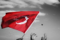 GÖSTERİ UÇUŞU - SOLOTÜRK Ve Türk Yıldızları Samsun'da Nefesleri Kesti