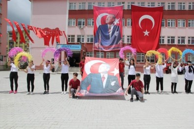 Sungurlu'da 19 Mayıs Coşkuyla Kutlandı