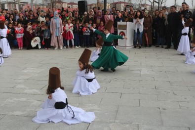 Ağrı'da 'Çocuk Şenliği' Düzenlendi