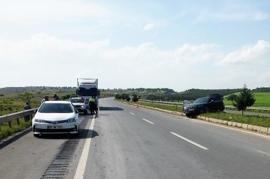Kahramanmaraş'ta Trafik Kazası Açıklaması 2 Ölü, 1 Yaralı
