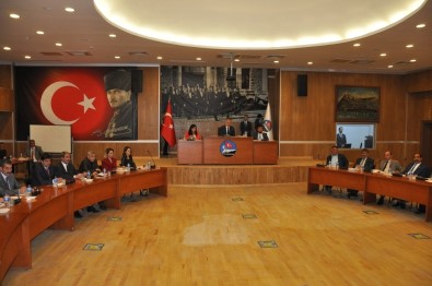 Kars Belediyesi'nde 19 Maddelik Meclis Toplantısı Başladı