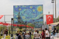 AMERIKA BIRLEŞIK DEVLETLERI - Mersinli Öğrenciler, 3 Milyon Pulla Van Gogh'un 'Yıldızlı Gece' Tablosunu Yaptılar