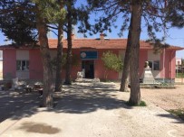 (Özel) Üniversite Öğrencileri Köy Okulunu Onardı