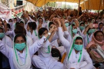 BAŞBAKANLIK - Pakistan'da Gösteri Yapan Hemşirelere Gözaltı