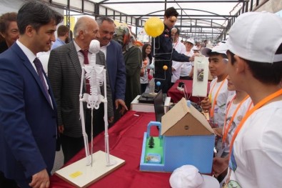 Seydişehir'de TÜBİTAK Bilim Fuarı Açıldı