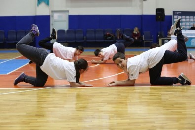 Spor Şenlikleri'nin En Özel Gösterilerini Yaptılar