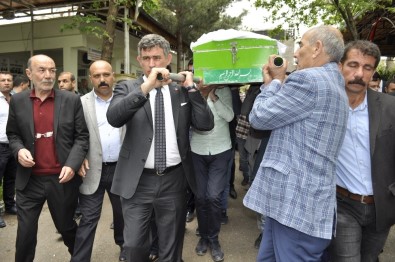 TBB Başkanı Feyzioğlu Siverek'te Cenazeye Katıldı