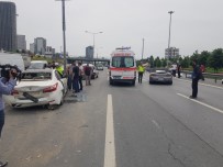 Basın Ekspres'te Araçlar Birbirine Girdi