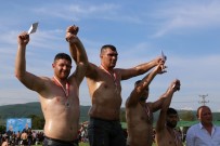 YAĞLI GÜREŞLER - Edirneli Pehlivandan Bulgaristan'da Büyük Başarı