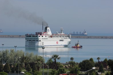 Piri Reis Gemisi Samsun'dan Ayrıldı