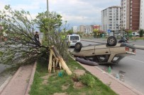 ERKILET - Takla Atan Otomobildeki 5 Kişi Yaralandı