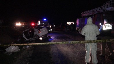 Tokat'ta Polislerin Olduğu Araç Tırla Çarpıştı Açıklaması 2 Ölü, 2 Yaralı