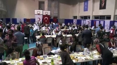 Türk Kızılay'ından Şehit Ve Yetim Ailelerine İftar