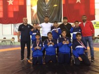 YUNUSEMRE - Yunusemreli Güreşçiler Muğla'dan Madalyalarla Döndü