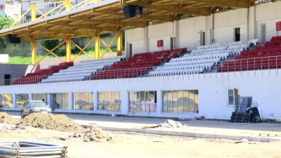 Bakan Kasapoğlu, Burhan Felek Spor Kompleksi'ni Gezdi