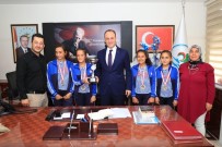 TEVFİK FİKRET - Bocce'nin Şampiyonları Avni Örki'yi Ziyaret Etti