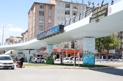 Katlı Kavşağın Yıkımı ' Halk Oylaması' İle Belirlenecek