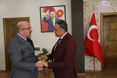Kayseri Üniversitesi Rektörü Karamustafa'dan Cabbar Başkan'a Ziyaret