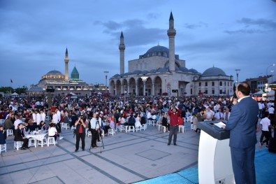 Konya'da Ümmetin Yetimleri Kardeşlik İftarında Buluştu