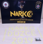 Otomobilin Torpidosundan Uyuşturucu Hap Çıktı