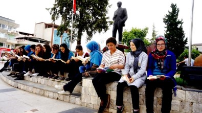 Sarıgöl'de Kitap Okuma Etkinliği