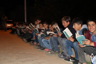 Atama Beklerken Muhtar Oldu, Sokakları Sınıf Yaptı