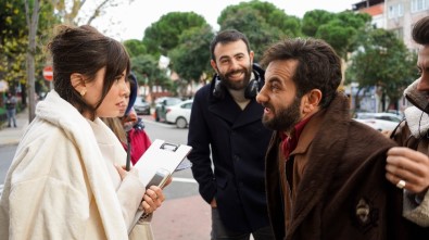 Aykut Enişte Filmi İzmir Galasıyla Tüm Türkiye'de Vizyona Girecek