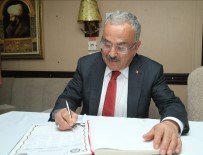 SEDDAR YAVUZ - Başkandan Anlamlı Mesaj