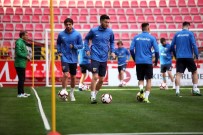 UMUTLU - Kadir Has'ta son randevu