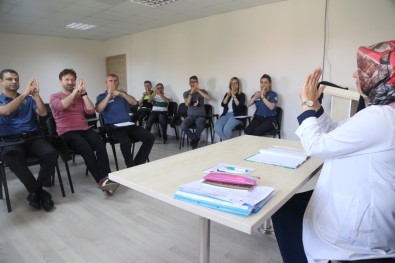 KO-MEK'ten Polis Memurlarına İşaret Dili Eğitimi