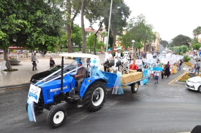 Milas Süt Birliğ'nden Şenlik Havasında Kutlama